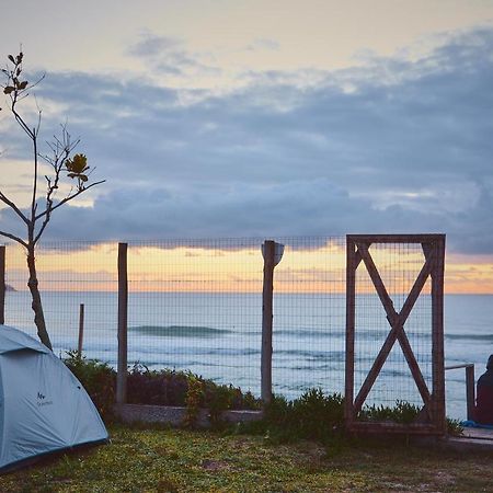 מלון Florianópolis Camping Morro Das Pedras מראה חיצוני תמונה